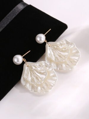Pearl Shell Earrings