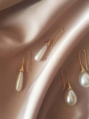 Waterdrop Pearl Earrings